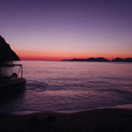 Stunning In Oludeniz With Seaview And Pool فتحية
