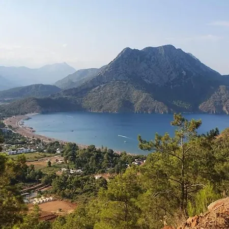 Apartamento Stunning In Oludeniz With Seaview And Pool