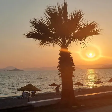 Apartamento Stunning In Oludeniz With Seaview And Pool *